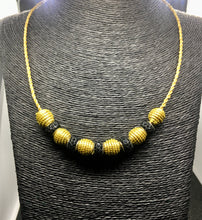 Carica l&#39;immagine nel visualizzatore di Gallery, GREAT COLLANA