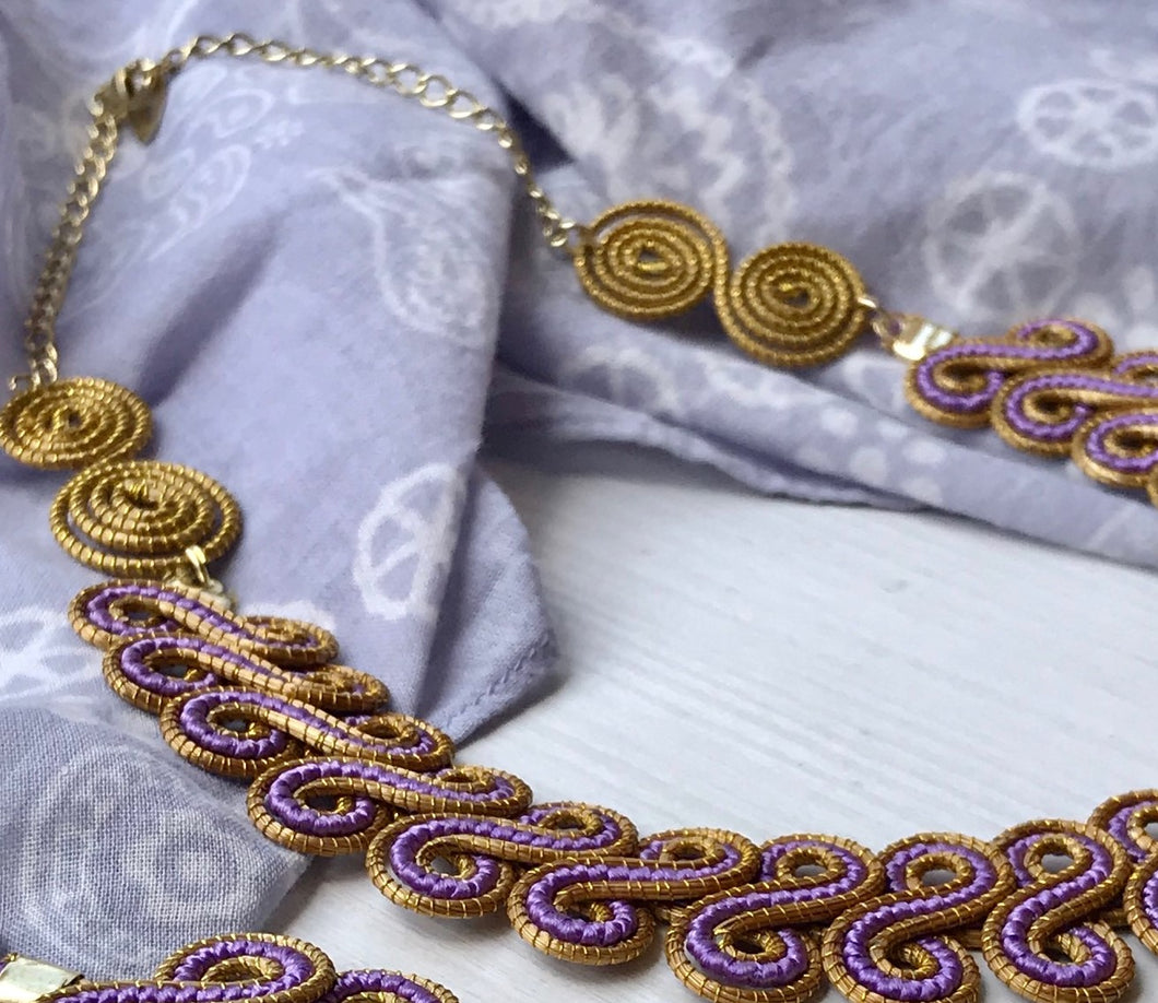 FROLIC COLLANA