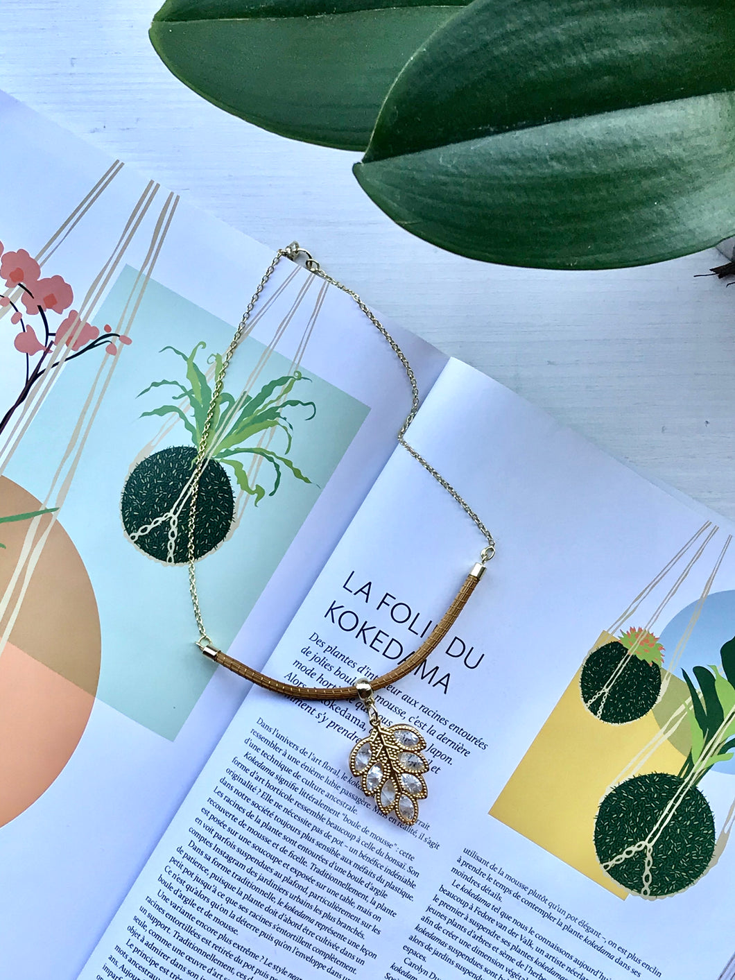 LEAF COLLANA