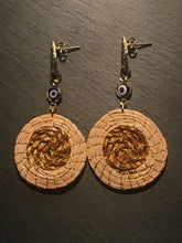 Carica l&#39;immagine nel visualizzatore di Gallery, MEDALLION PROTECTION ORECCHINI