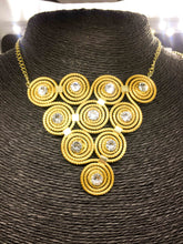 Carica l&#39;immagine nel visualizzatore di Gallery, BLAND COLLANA