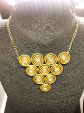 Carica l&#39;immagine nel visualizzatore di Gallery, BLAND COLLANA