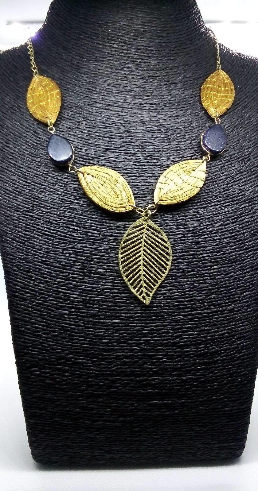 GENTLE COLLANA