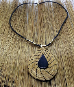 GOUT COLLANA