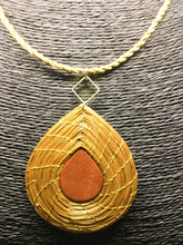 Carica l&#39;immagine nel visualizzatore di Gallery, LIGHT COLLANA