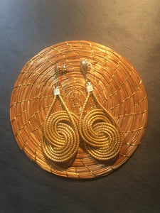 ABBRACCI LUNGO ORECCHINI