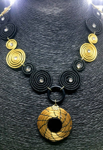 PSYQUE COLLANA