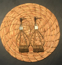 Carica l&#39;immagine nel visualizzatore di Gallery, ILLUMINATION ORECCHINI